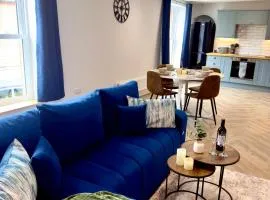 Luxury Holt Duplex with Bath Suite