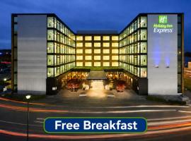 Holiday Inn Express Zürich Airport by IHG, ξενοδοχείο σε Rümlang