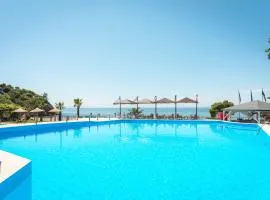 Kamari Beach Hotel