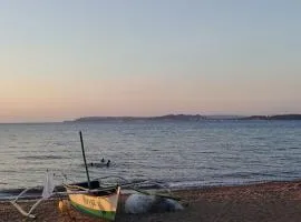 Hangout Beach Resort