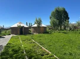 Kyzart Kerezkans Guest House