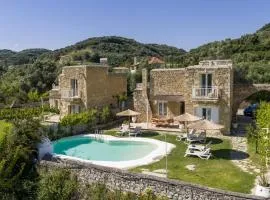 Villa Violanda With Pool and Garden near Platanias