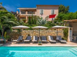 Villa Les Hauts De Taradeau, hotelli kohteessa Taradeau