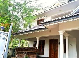 Guest House near Contour Resort-Changanachery