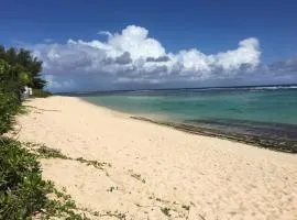 Direct Beachfront 5-BR Villa w Pool