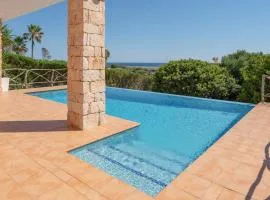 Beautiful Villa With Sea Views