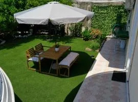 Nefeli’s guest house