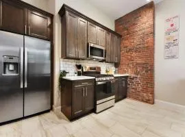 Netflix+BBQ+Free Parking Near Shops in East Liberty