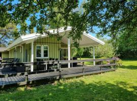 Unobstructed Summer House In Lovely Langeland, Hotel in Tranekær