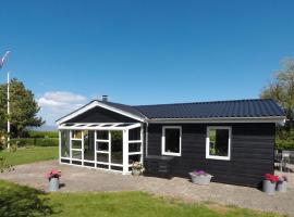 Top Modern Holiday Home 100 M From The Baltic Sea: Nordborg şehrinde bir otel