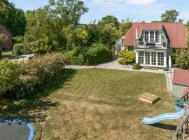 Child-Friendly Cottage With Large Indoor Pool