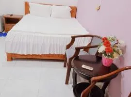 khách sạn IQ