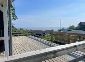 Cottage With A View- 5 Min From Beach