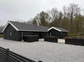 Modern Summer House In Pøt With Spa Sauna