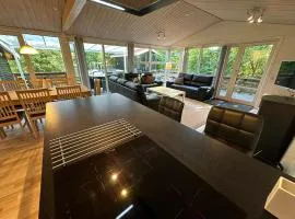 Wonderful 100 Sqm Holiday Home600M From The Sea