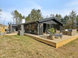 Cozy Summer House In North Jutland, hotel a Jerup