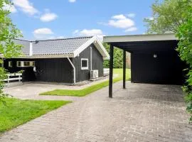 Summer House Close To Nature And Beach