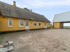 Idyllic Country House With Sea View And Sunsets, hotel u gradu Rene