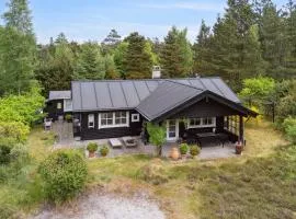 Charming House Near Private Beach And Nature