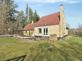 Spacious Holiday Home On A Large Natural Plot