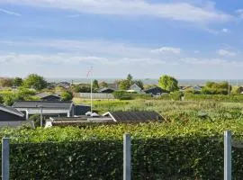 Lovely Holiday Home With Sea View