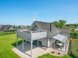 Perfect Setting For A Family Holiday By Sea, hotel u gradu Bogense