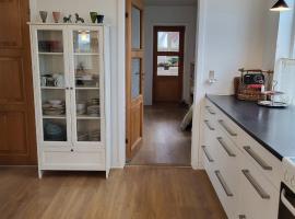 Large Holiday Home Near Bovbjerg Lighthouse – hotel w mieście Lemvig