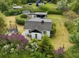 Cozy Cottage In Nykøbing Sjælland
