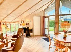 Lovely Family Home In Quiet Waterside Setting