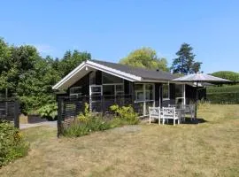 Cosy Holiday Home Near Beach And Play