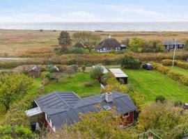 Cozy Summer House With View To The See And Nature，埃伯魯普的飯店