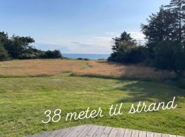 Summerhouse On The Beach And With Ocean View, hotel di Yderby