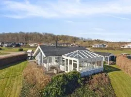 Lovely Summer House With Sea View