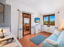 Sea View Within Walking Distance of the Beach