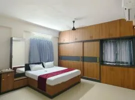 Adarsh Guest House