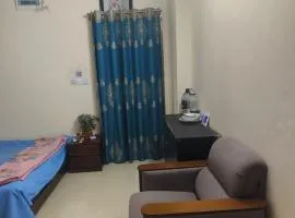 Couple & Family Friendly Studio Apartment near Airport