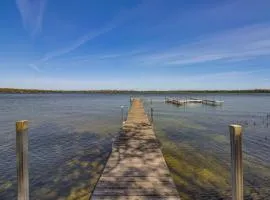 Cozy Lakefront Cabin at Birch Haven Resort!