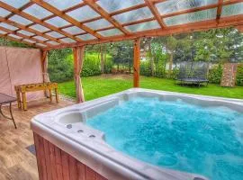 Urocza Kryjówka ze SPA