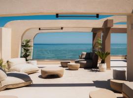 Batis Aero Beachfront Wellbeing Hotel, hotel v destinaci Réthymno