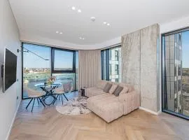 Cityscape View 1 BD Apartment by Domvia
