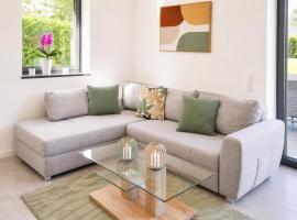 Ferienwohnung Wiesengrund, Ruhig im Ortsteil von Roth, nähe Rothsee, 25 min Messe Nbg, Hotel in Roth