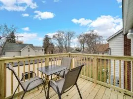3 Mi to Indiana Dunes NP! Convenient Dtwn Apt