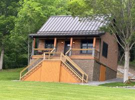 The Old Orchard Cottage, Hotel in LaFayette