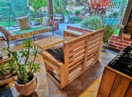 Mazzola Safari House & Backpacking, Hotel in Arusha