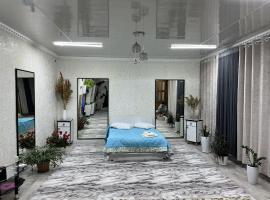 Friendly House, hotell sihtkohas Bokonbayevo