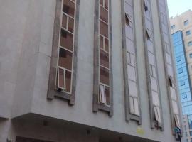 الطير الذهبي, hotel sa An Naqāʼ
