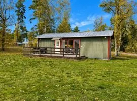 6 person holiday home in LÖTTORP-By Traum