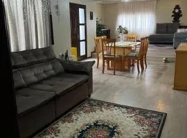 Apartamento no Centro Próximo à Padaria, Farmácia e Mercado