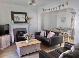 Cosy 2 bedroom cottage close to North Devon's best beaches!