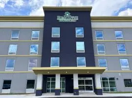HomeTowne Studios by Red Roof Bradenton